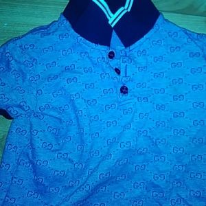 Gucci shirt for kids run small size 4